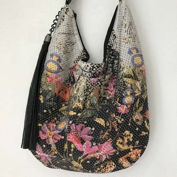 Vegan Floral embellished purse 🌸 - Picture 1 of 7